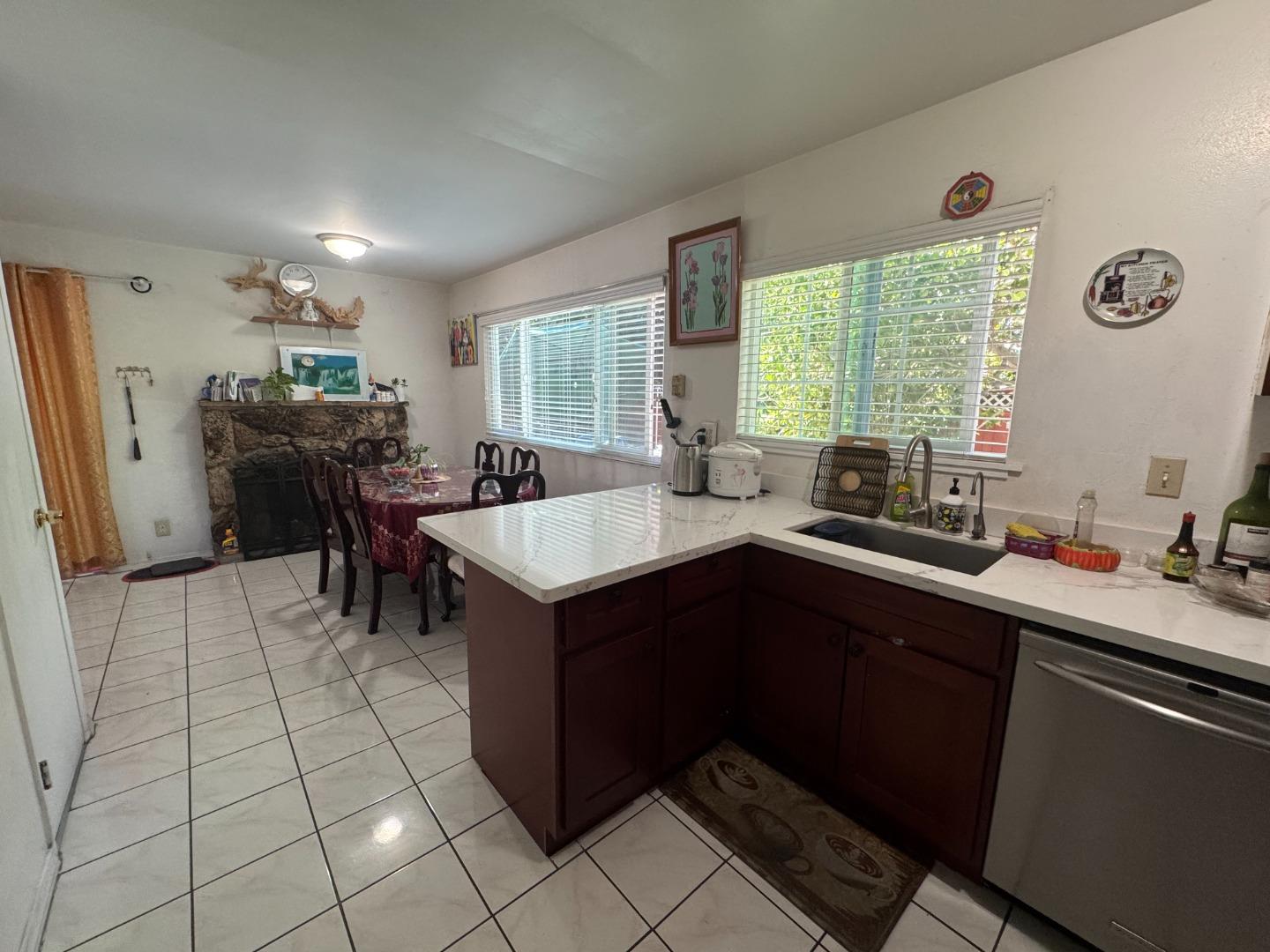 Detail Gallery Image 11 of 17 For 2625 Autumnvale Dr, San Jose,  CA 95132 - 3 Beds | 1/1 Baths