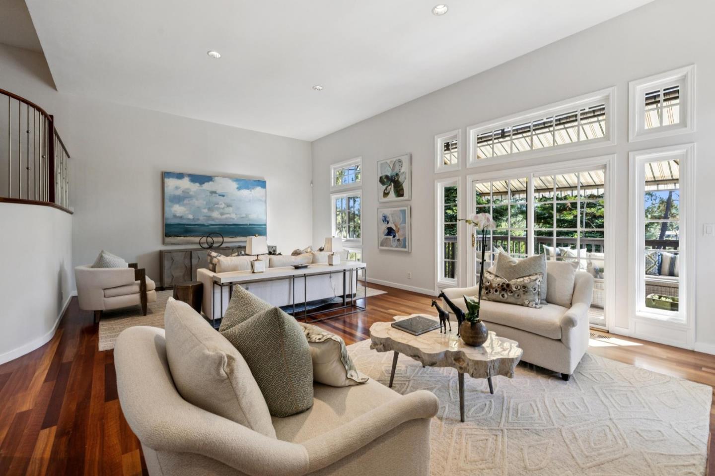 Detail Gallery Image 27 of 109 For 3 Carriage Ct, Menlo Park,  CA 94025 - 3 Beds | 2/1 Baths
