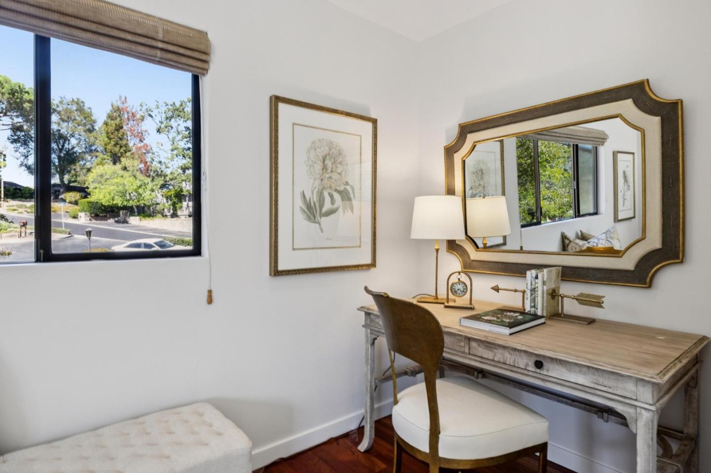 Detail Gallery Image 54 of 109 For 3 Carriage Ct, Menlo Park,  CA 94025 - 3 Beds | 2/1 Baths