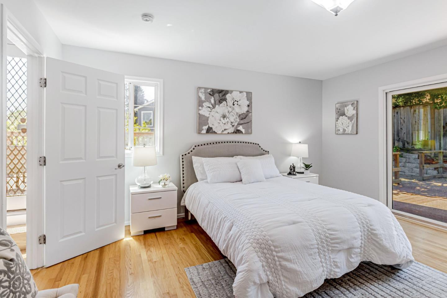 Detail Gallery Image 15 of 24 For 300 Alameda De Las Pulgas, Belmont,  CA 94002 - 3 Beds | 2 Baths