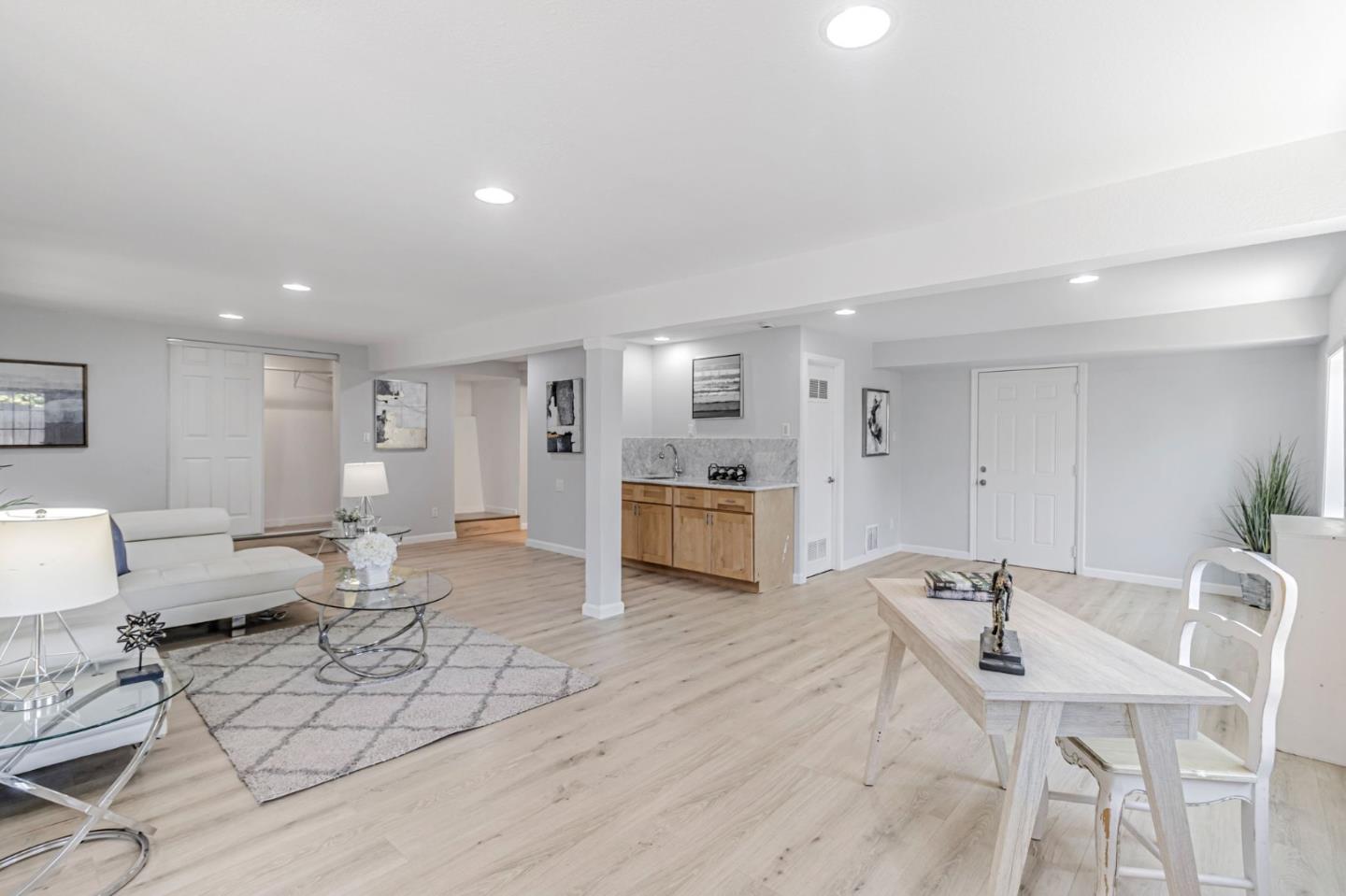Detail Gallery Image 20 of 24 For 300 Alameda De Las Pulgas, Belmont,  CA 94002 - 3 Beds | 2 Baths