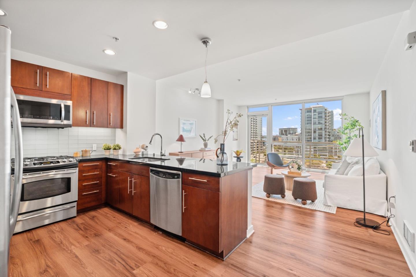 Detail Gallery Image 6 of 41 For 325 Berry St #715,  San Francisco,  CA 94158 - 1 Beds | 1 Baths