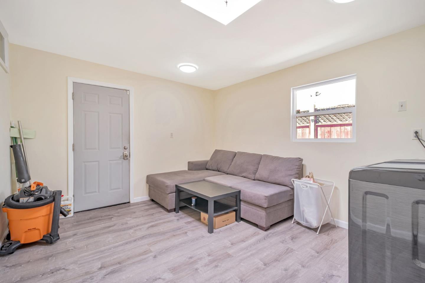 Detail Gallery Image 27 of 37 For 14997 Edgemoor St, San Leandro,  CA 94579 - 4 Beds | 2 Baths