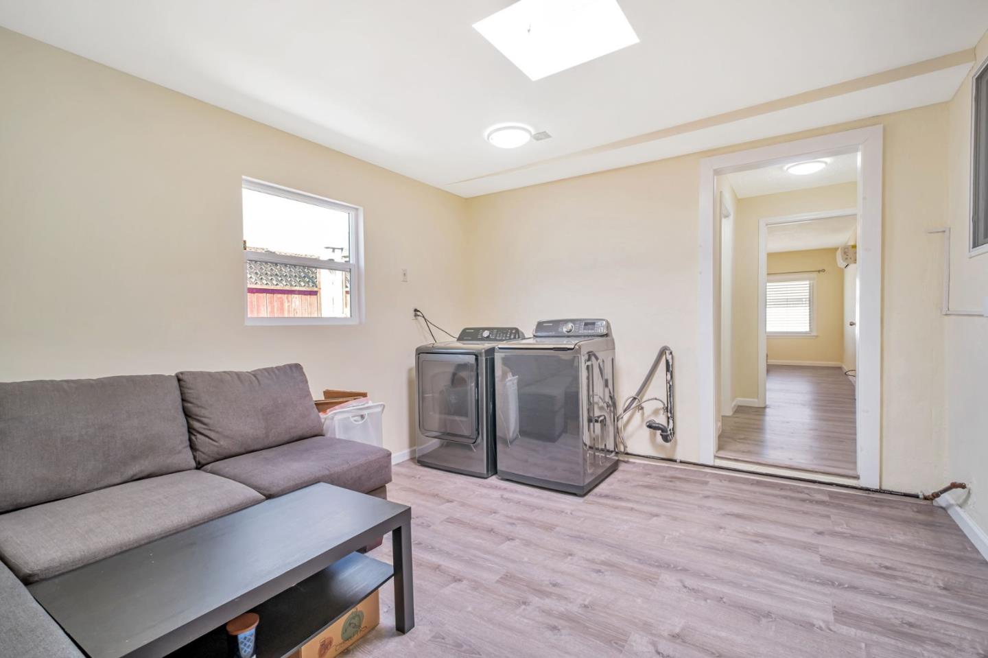 Detail Gallery Image 28 of 37 For 14997 Edgemoor St, San Leandro,  CA 94579 - 4 Beds | 2 Baths