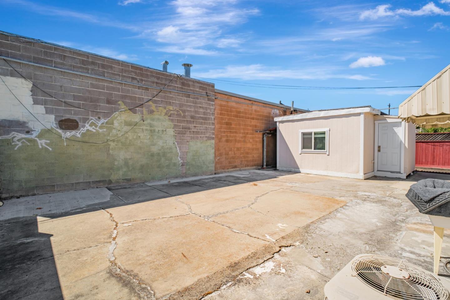 Detail Gallery Image 32 of 37 For 14997 Edgemoor St, San Leandro,  CA 94579 - 4 Beds | 2 Baths
