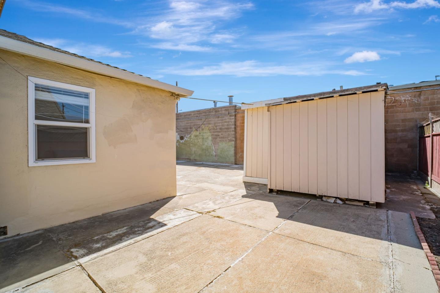 Detail Gallery Image 35 of 37 For 14997 Edgemoor St, San Leandro,  CA 94579 - 4 Beds | 2 Baths