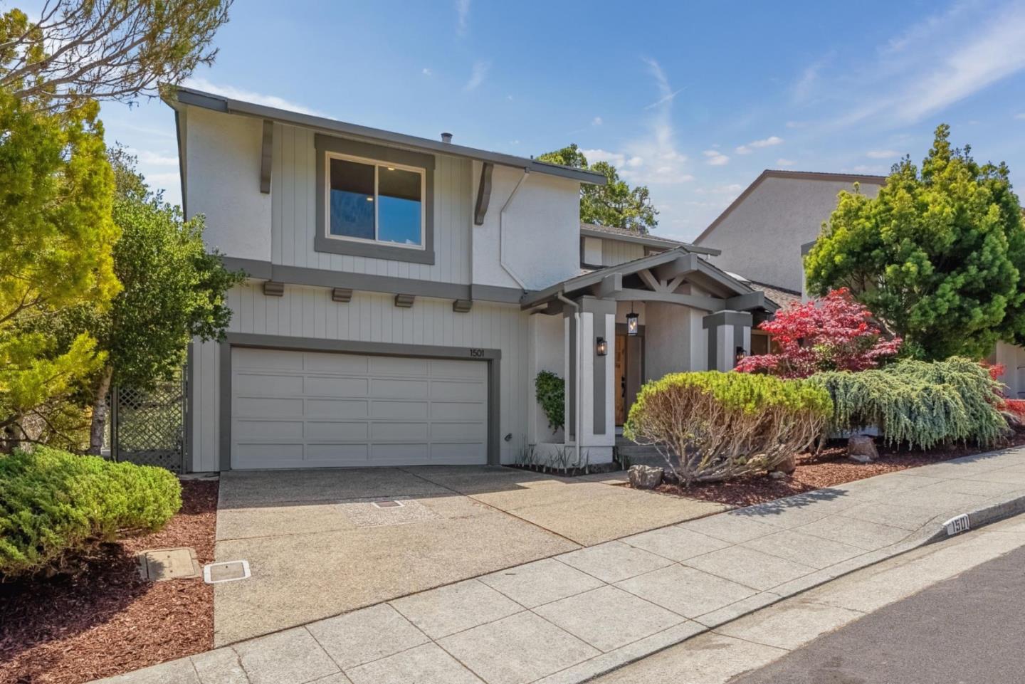 Detail Gallery Image 5 of 103 For 1501 De Anza Blvd, San Mateo,  CA 94403 - 3 Beds | 2/1 Baths
