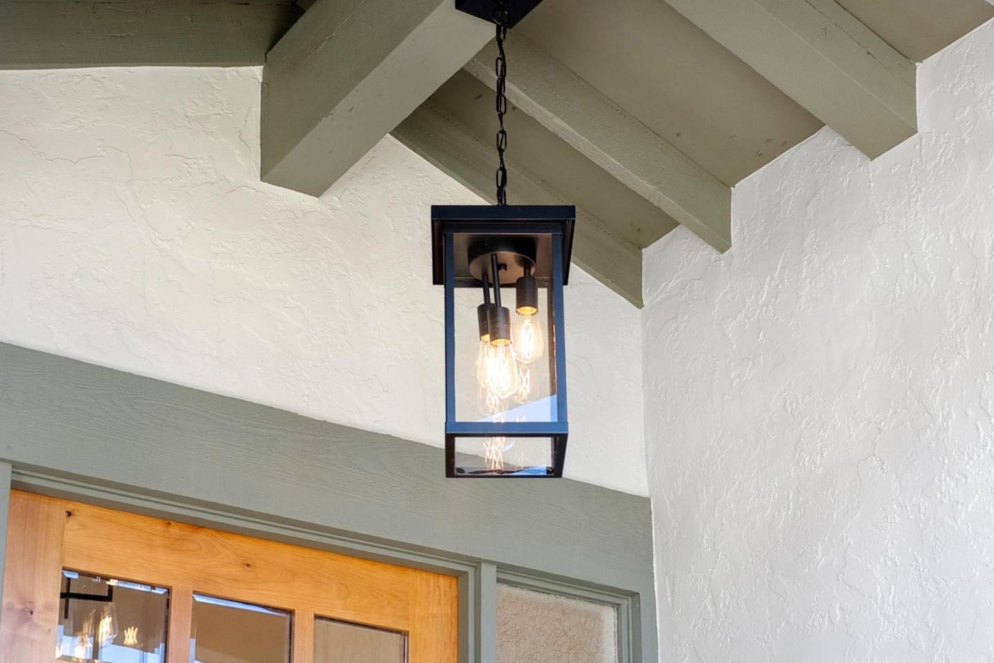 Detail Gallery Image 6 of 103 For 1501 De Anza Blvd, San Mateo,  CA 94403 - 3 Beds | 2/1 Baths