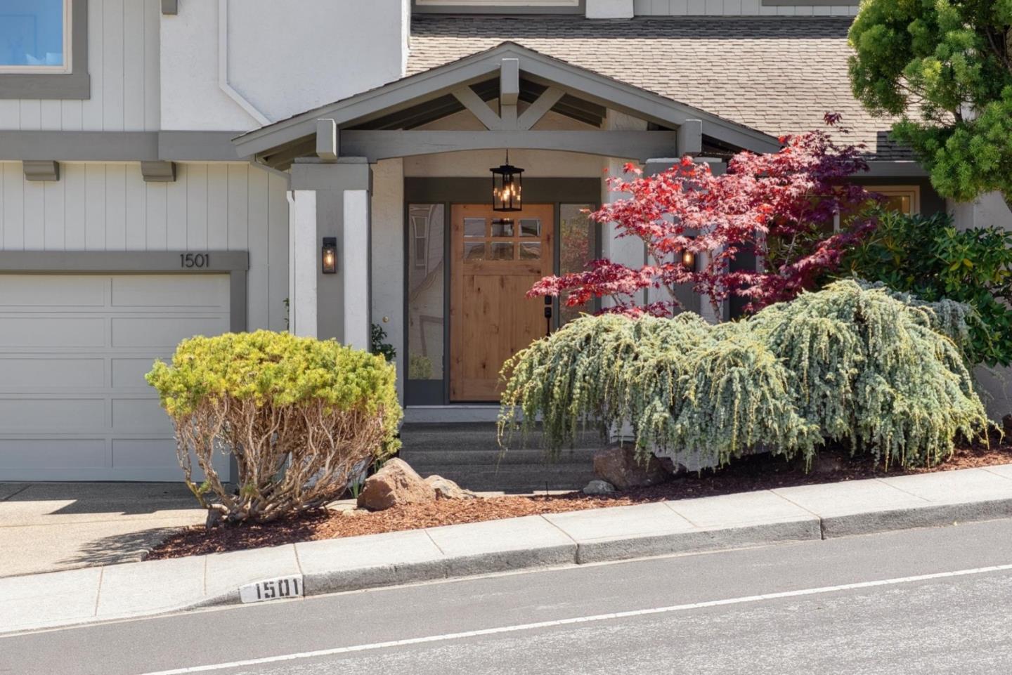 Detail Gallery Image 7 of 103 For 1501 De Anza Blvd, San Mateo,  CA 94403 - 3 Beds | 2/1 Baths