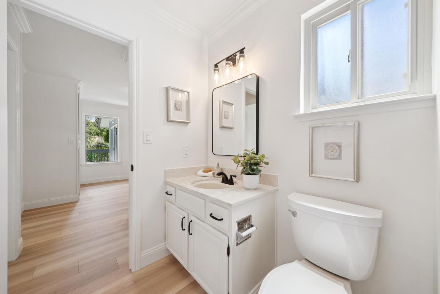 Detail Gallery Image 72 of 103 For 1501 De Anza Blvd, San Mateo,  CA 94403 - 3 Beds | 2/1 Baths