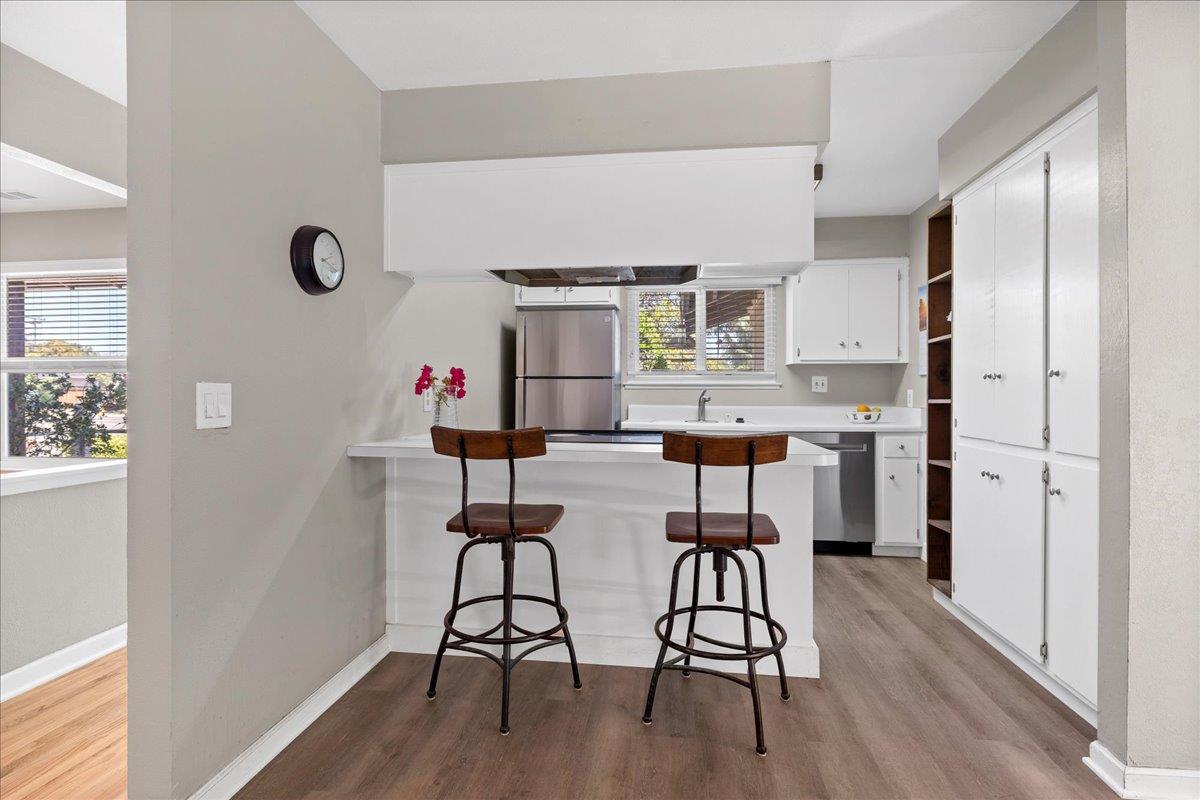 Detail Gallery Image 11 of 17 For 5857 Blossom Ave, San Jose,  CA 95123 - 3 Beds | 2 Baths
