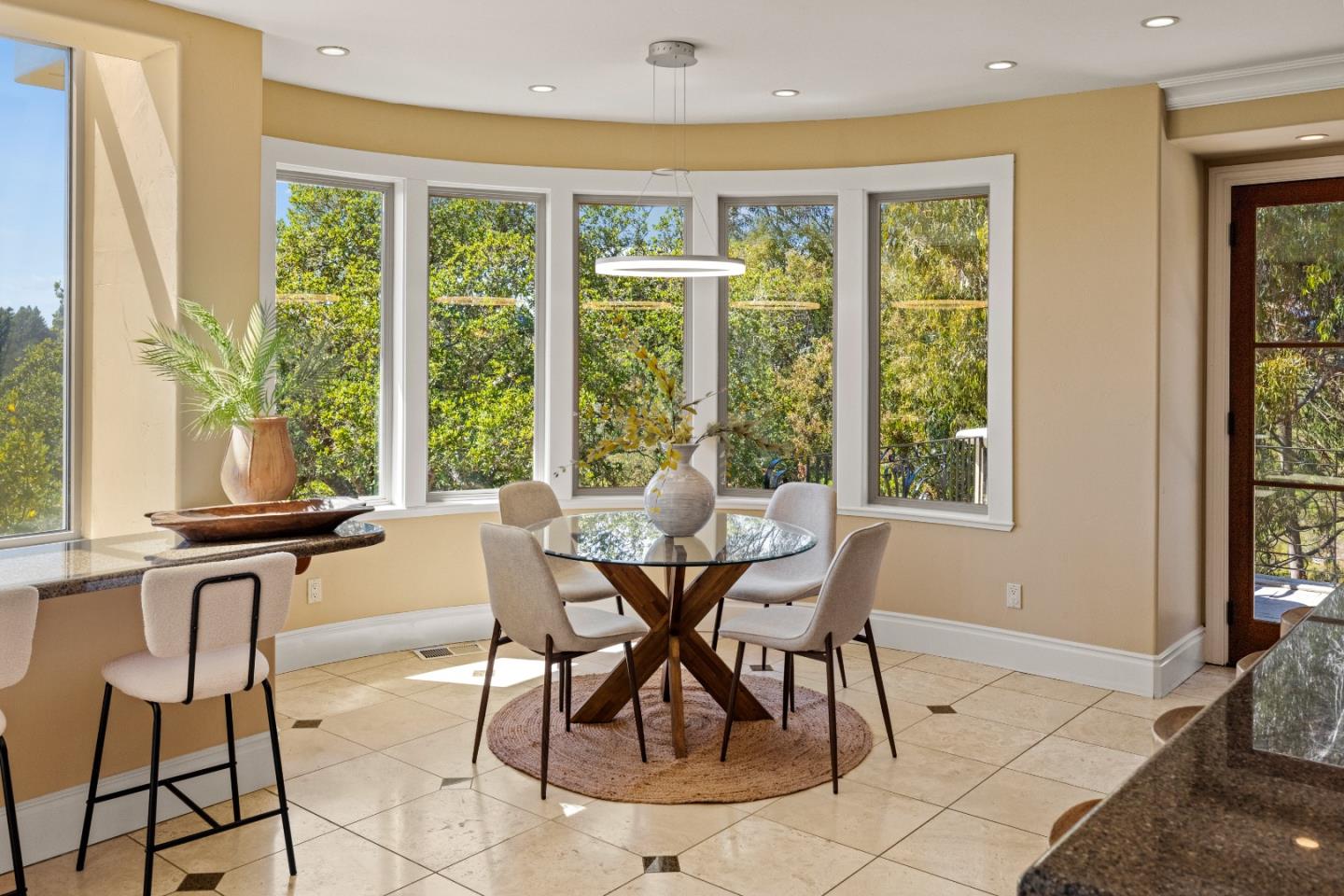 Detail Gallery Image 13 of 39 For 122 Zanzibar Dr, Aptos,  CA 95003 - 4 Beds | 4/1 Baths