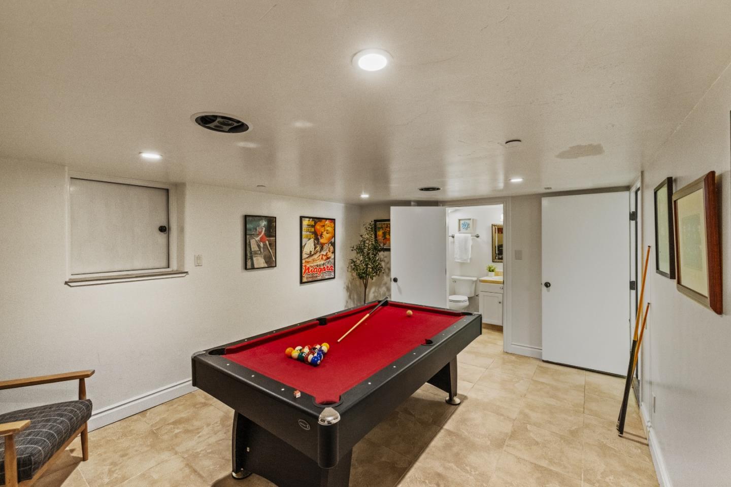 Detail Gallery Image 28 of 39 For 122 Zanzibar Dr, Aptos,  CA 95003 - 4 Beds | 4/1 Baths