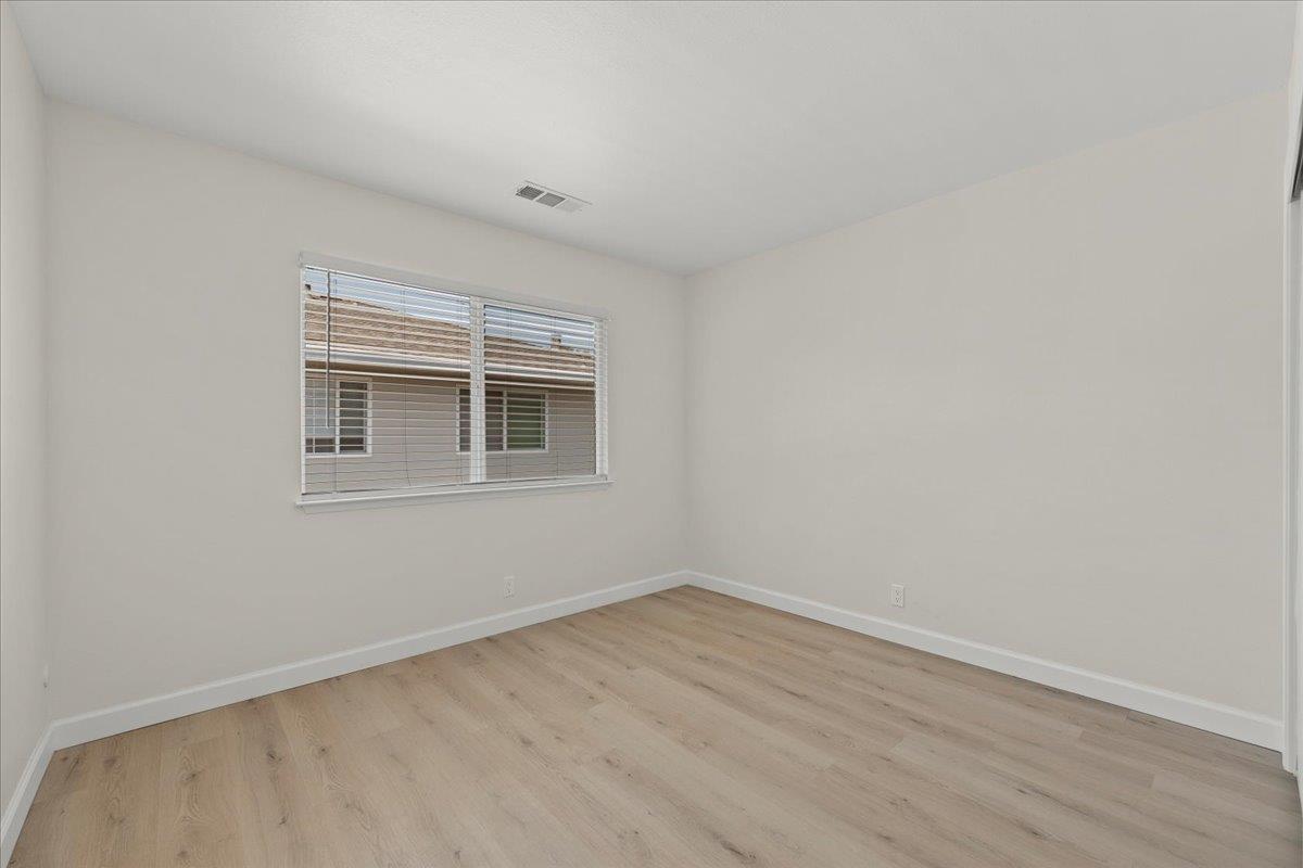 Detail Gallery Image 12 of 17 For 323 Blossom Hill Rd #2,  San Jose,  CA 95123 - 2 Beds | 1 Baths