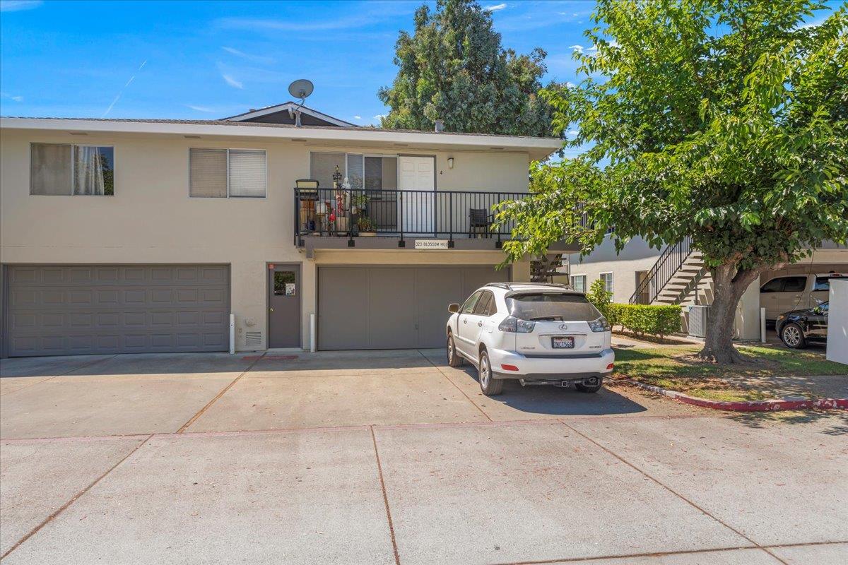 Detail Gallery Image 15 of 17 For 323 Blossom Hill Rd #2,  San Jose,  CA 95123 - 2 Beds | 1 Baths