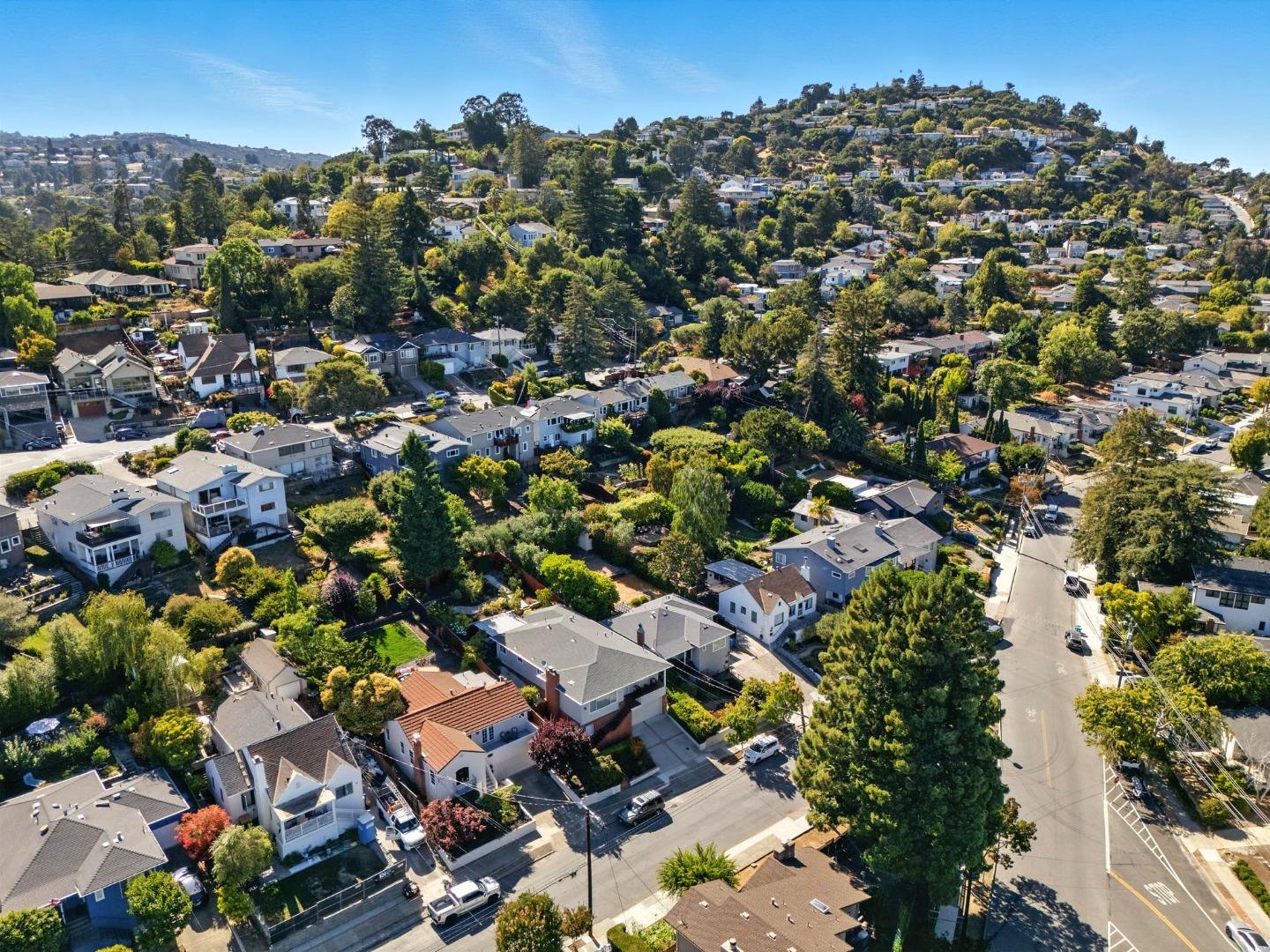 Detail Gallery Image 22 of 24 For 508 Prospect St, San Carlos,  CA 94070 - 3 Beds | 2 Baths