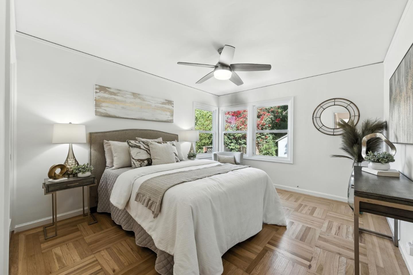 Detail Gallery Image 22 of 43 For 1968 Arroyo Ave, San Carlos,  CA 94070 - 2 Beds | 1 Baths