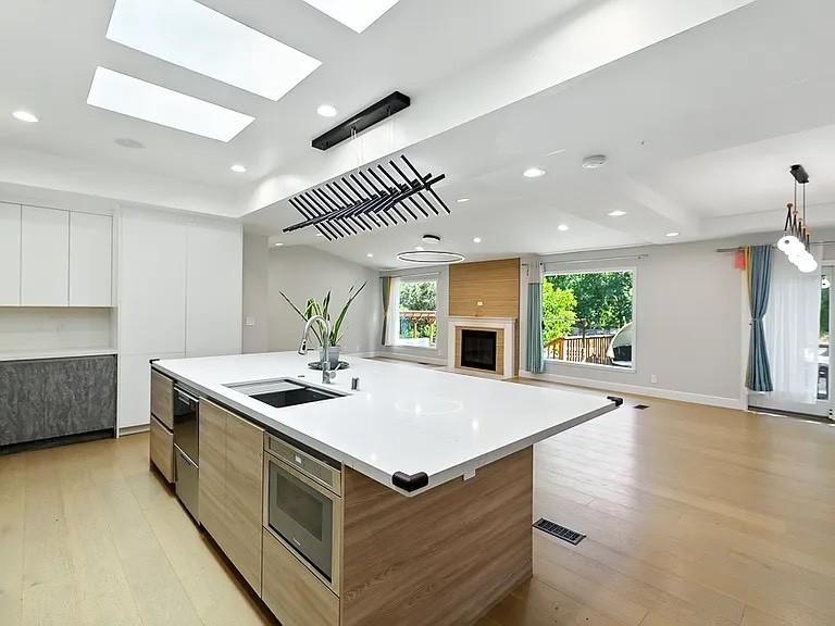 Detail Gallery Image 10 of 51 For 15475 Monte Vista Dr, Saratoga,  CA 95070 - 5 Beds | 3/1 Baths