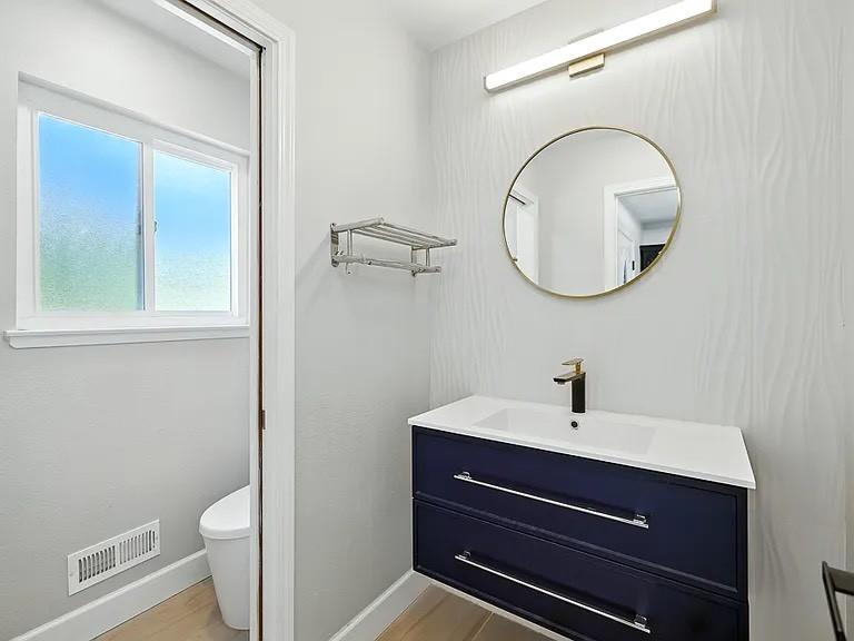 Detail Gallery Image 9 of 51 For 15475 Monte Vista Dr, Saratoga,  CA 95070 - 5 Beds | 3/1 Baths