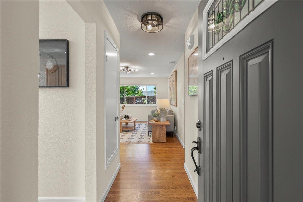 Detail Gallery Image 3 of 32 For 2197 Shiloh Ave, Milpitas,  CA 95035 - 3 Beds | 2 Baths