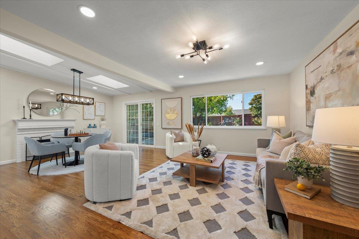 Detail Gallery Image 4 of 32 For 2197 Shiloh Ave, Milpitas,  CA 95035 - 3 Beds | 2 Baths