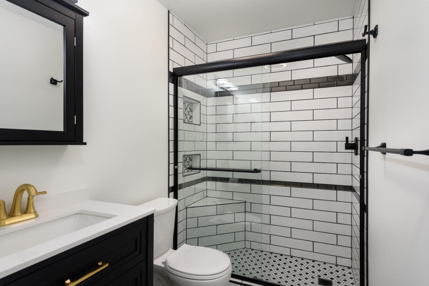 Detail Gallery Image 14 of 33 For 280 Easy St #120,  Mountain View,  CA 94043 - 2 Beds | 2 Baths