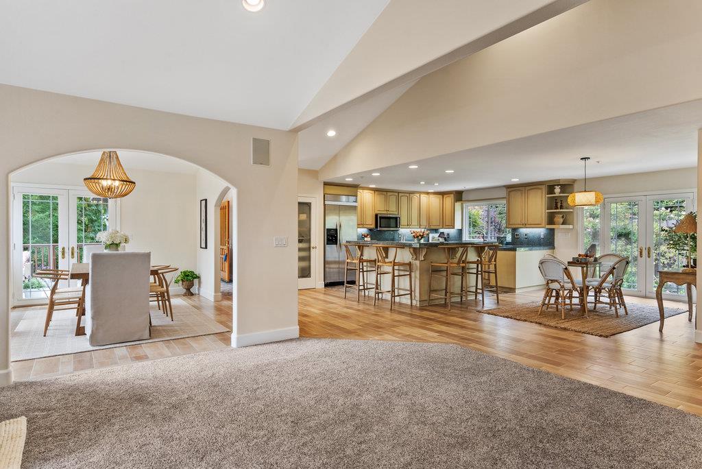 Detail Gallery Image 12 of 64 For 1325 Dolphin Dr, Aptos,  CA 95003 - 4 Beds | 4 Baths