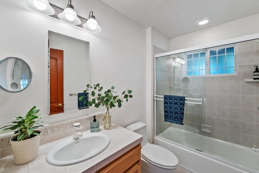 Detail Gallery Image 37 of 64 For 1325 Dolphin Dr, Aptos,  CA 95003 - 4 Beds | 4 Baths
