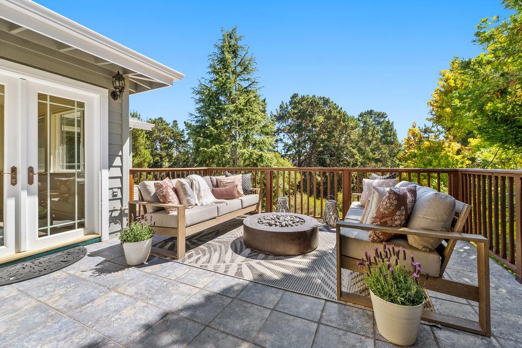 Detail Gallery Image 5 of 64 For 1325 Dolphin Dr, Aptos,  CA 95003 - 4 Beds | 4 Baths