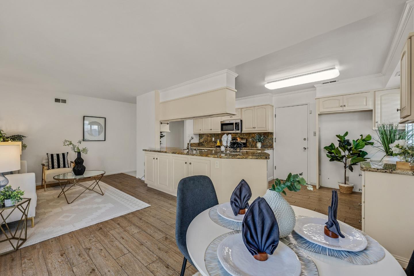 Detail Gallery Image 19 of 36 For 256 Avocet Ct, Foster City,  CA 94404 - 5 Beds | 2 Baths