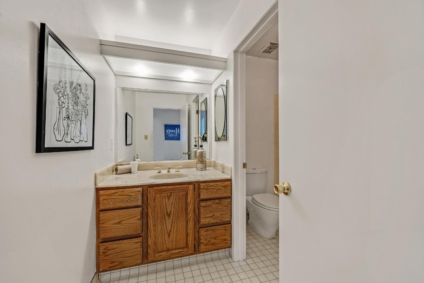 Detail Gallery Image 25 of 36 For 256 Avocet Ct, Foster City,  CA 94404 - 5 Beds | 2 Baths