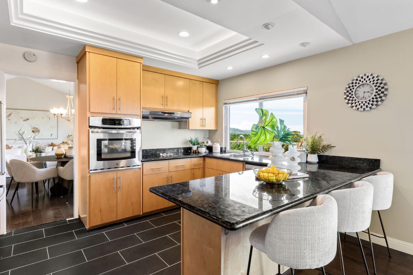Detail Gallery Image 12 of 79 For 308 42nd Ave, San Mateo,  CA 94403 - 4 Beds | 2/1 Baths