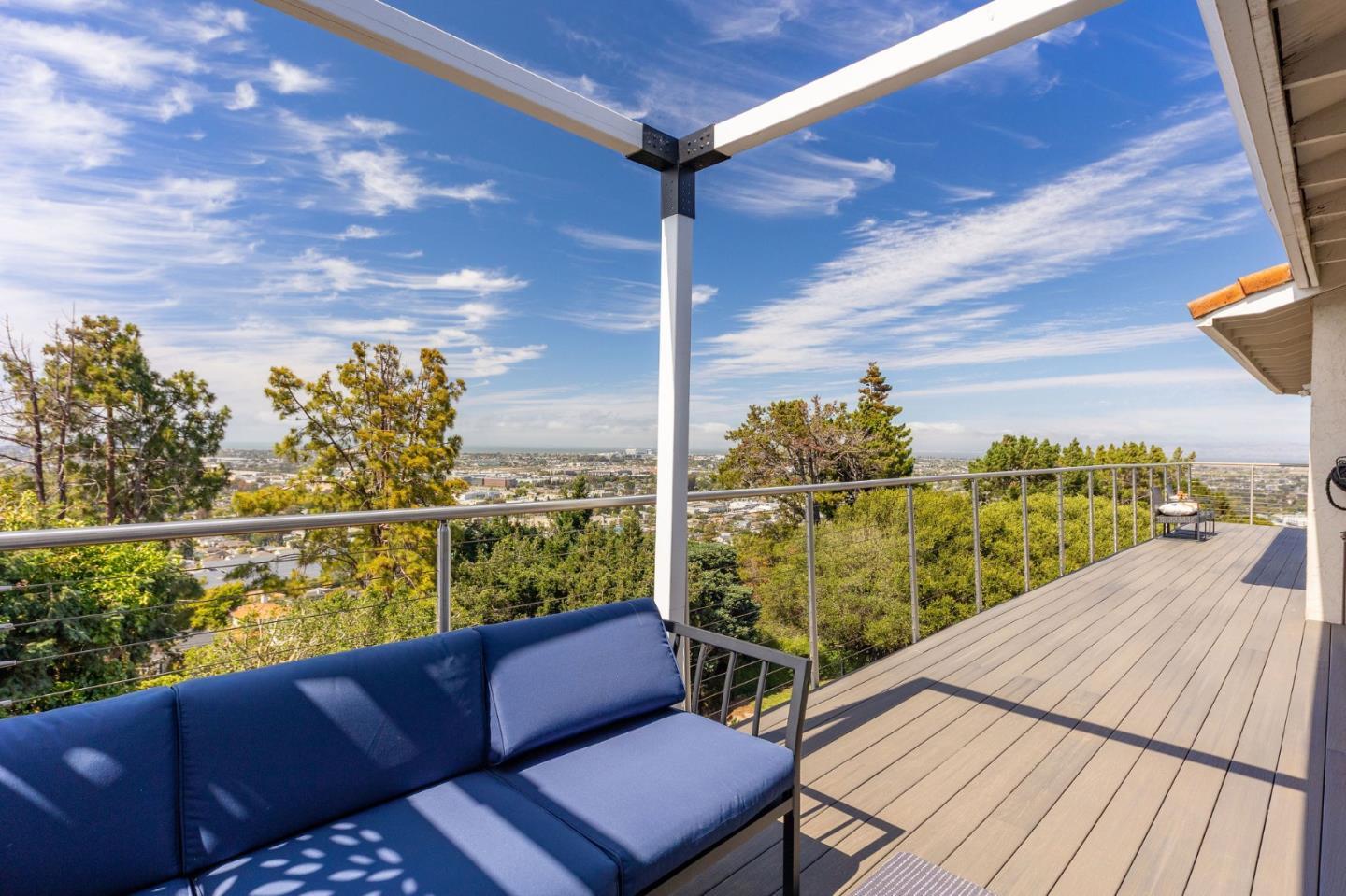 Detail Gallery Image 24 of 79 For 308 42nd Ave, San Mateo,  CA 94403 - 4 Beds | 2/1 Baths