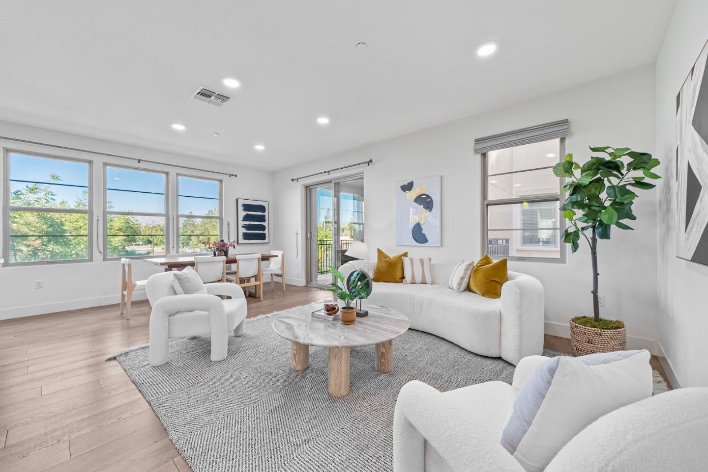 Detail Gallery Image 2 of 54 For 1087 Bigleaf Pl #105,  San Jose,  CA 95131 - 4 Beds | 4/1 Baths