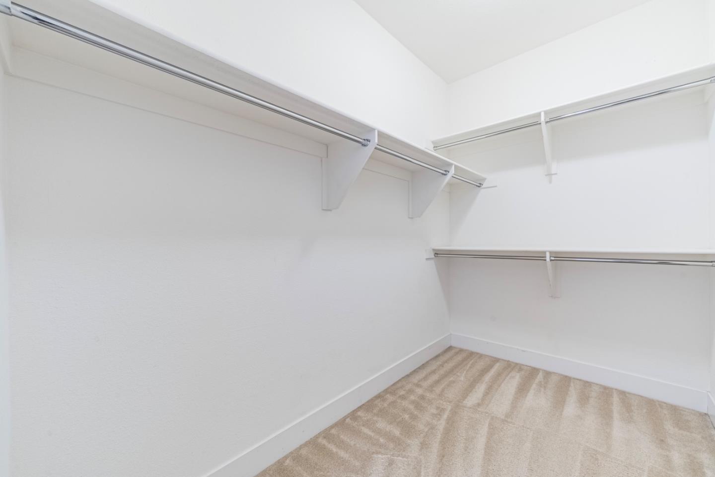 Detail Gallery Image 21 of 54 For 1087 Bigleaf Pl #105,  San Jose,  CA 95131 - 4 Beds | 4/1 Baths