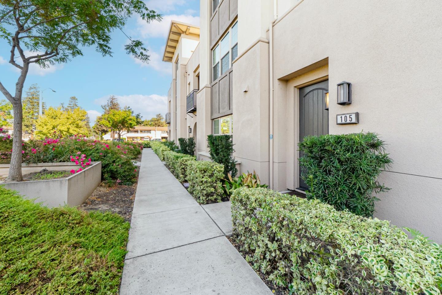 Detail Gallery Image 37 of 54 For 1087 Bigleaf Pl #105,  San Jose,  CA 95131 - 4 Beds | 4/1 Baths
