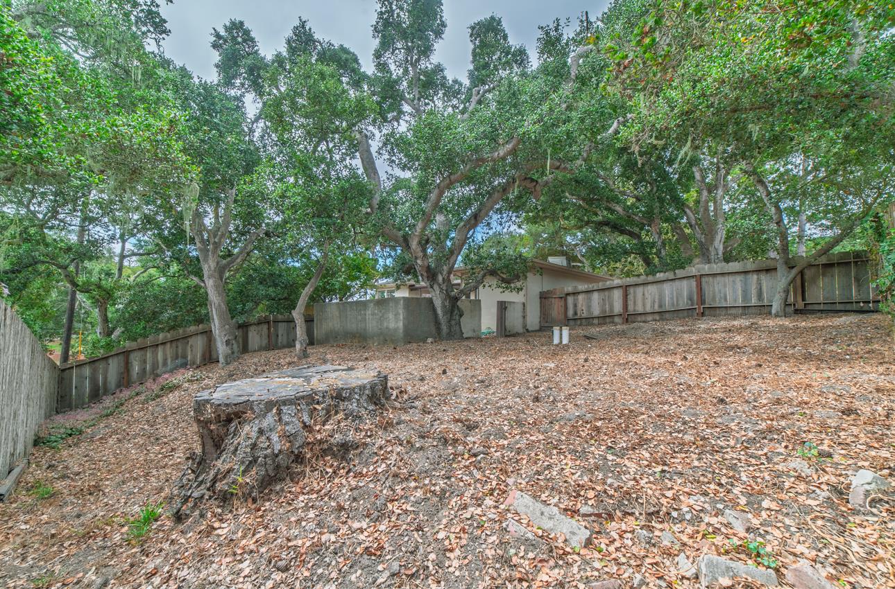 Detail Gallery Image 29 of 38 For 25145 N Carmel Hills Dr, Carmel,  CA 93923 - 2 Beds | 1 Baths