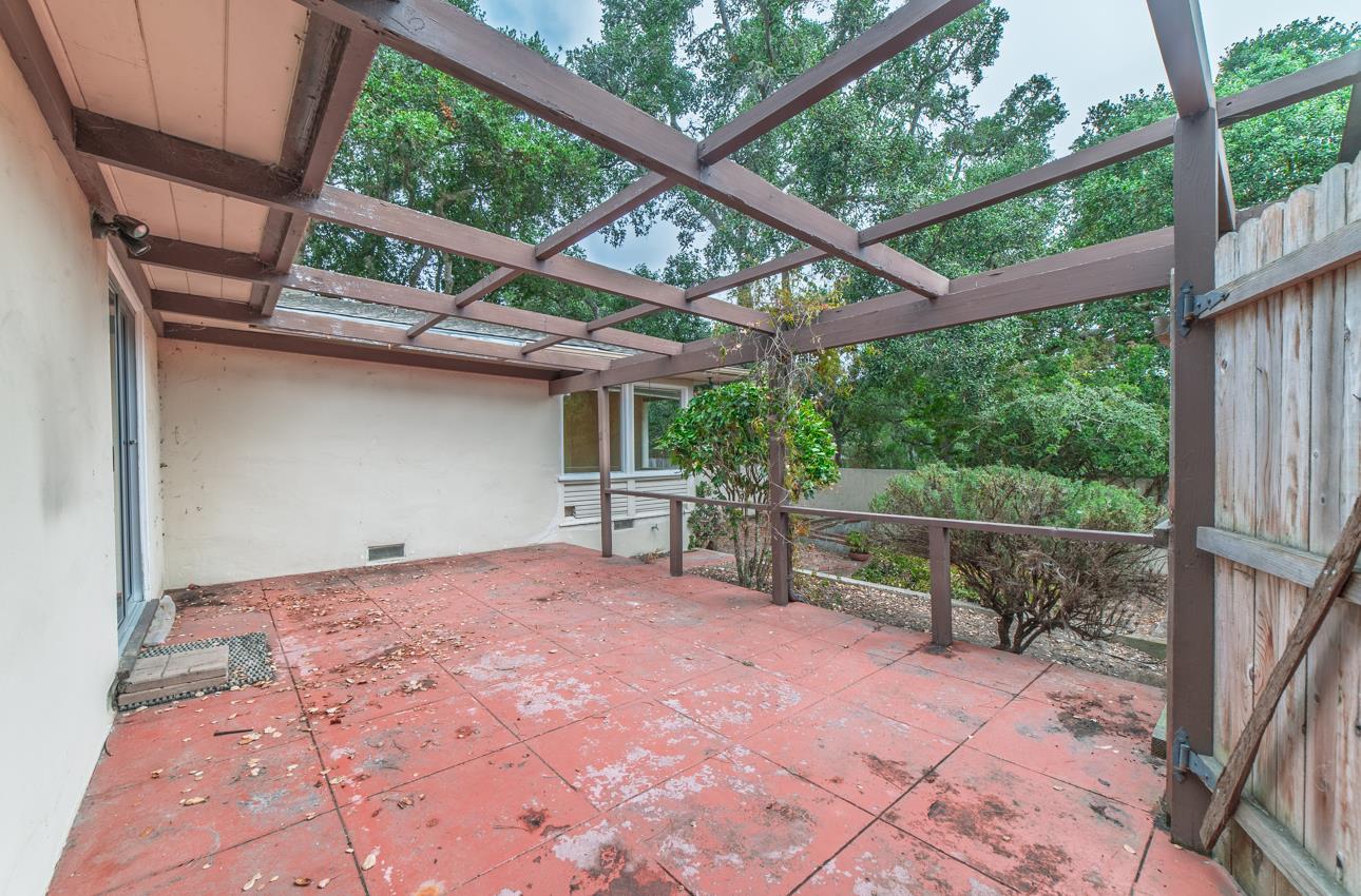 Detail Gallery Image 30 of 38 For 25145 N Carmel Hills Dr, Carmel,  CA 93923 - 2 Beds | 1 Baths