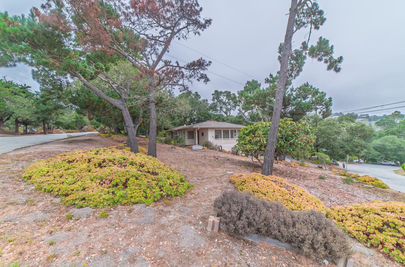 Detail Gallery Image 35 of 38 For 25145 N Carmel Hills Dr, Carmel,  CA 93923 - 2 Beds | 1 Baths