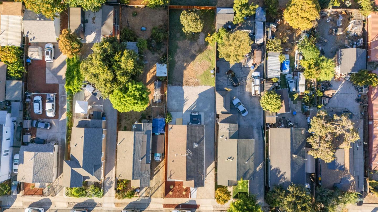 Detail Gallery Image 25 of 32 For 1536 Little Orchard St, San Jose,  CA 95110 - 2 Beds | 1 Baths
