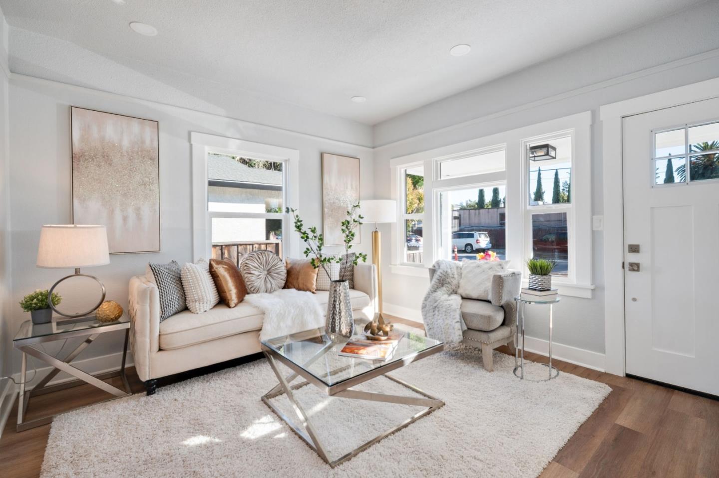 Detail Gallery Image 4 of 32 For 1536 Little Orchard St, San Jose,  CA 95110 - 2 Beds | 1 Baths