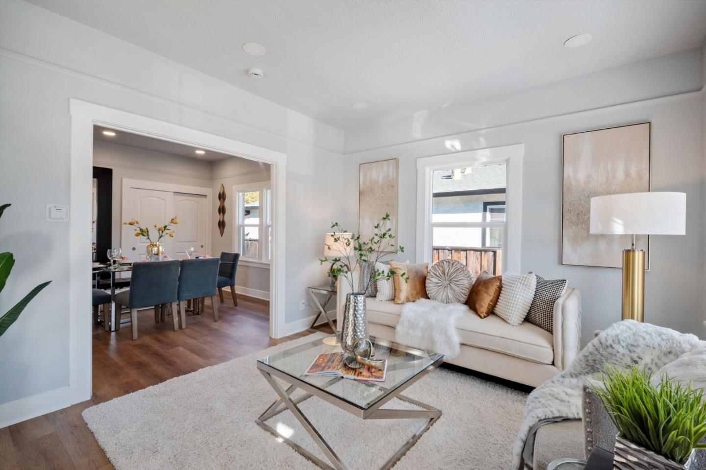 Detail Gallery Image 5 of 32 For 1536 Little Orchard St, San Jose,  CA 95110 - 2 Beds | 1 Baths