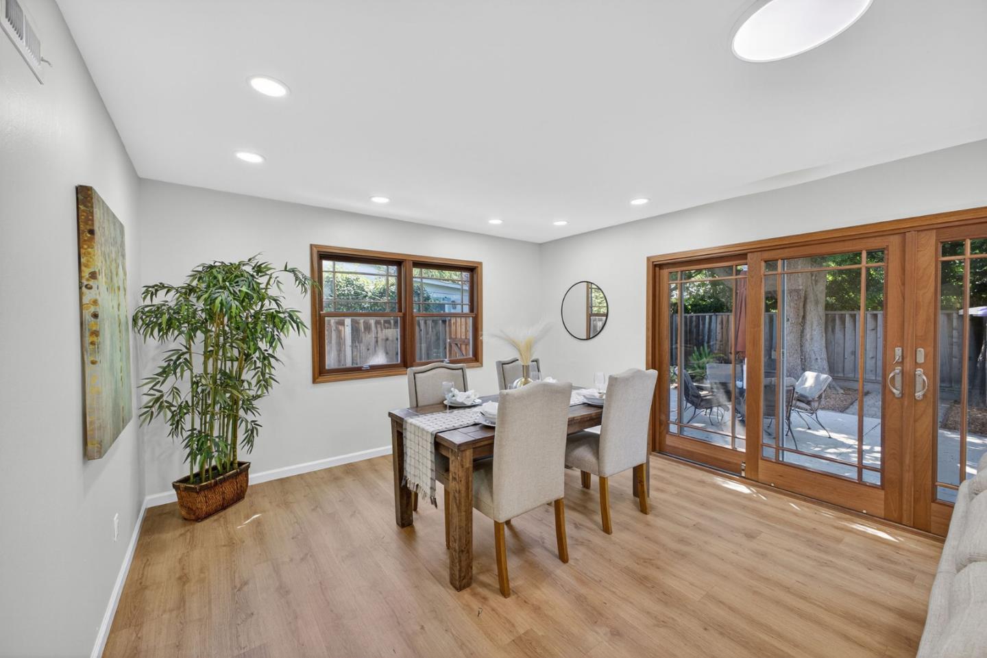 Detail Gallery Image 15 of 45 For 2310 Aram Ave, San Jose,  CA 95128 - 4 Beds | 2 Baths