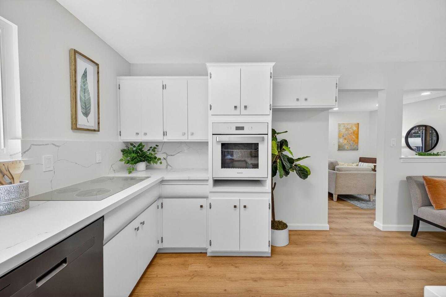Detail Gallery Image 9 of 45 For 2310 Aram Ave, San Jose,  CA 95128 - 4 Beds | 2 Baths