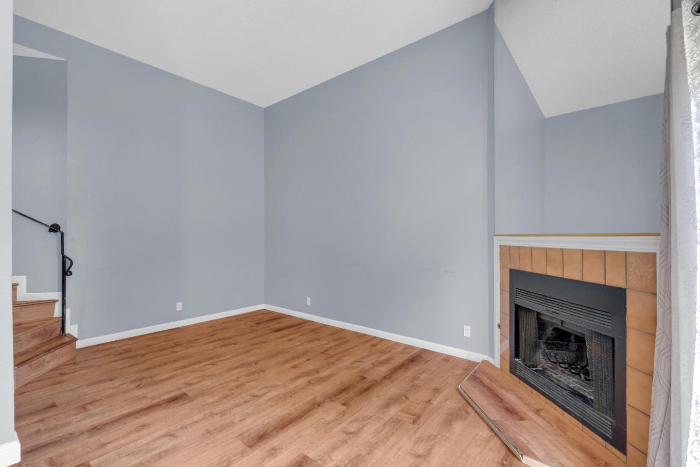Detail Gallery Image 11 of 24 For 2265 Sun Glory Ln a,  San Jose,  CA 95124 - 2 Beds | 2 Baths