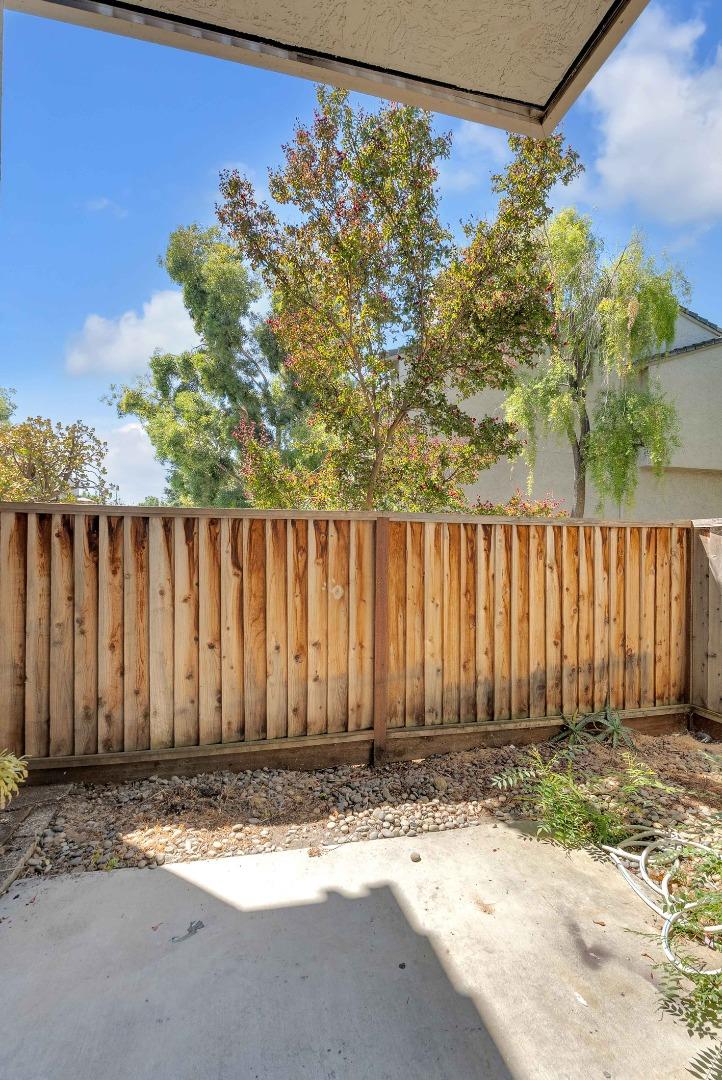 Detail Gallery Image 22 of 24 For 2265 Sun Glory Ln a,  San Jose,  CA 95124 - 2 Beds | 2 Baths