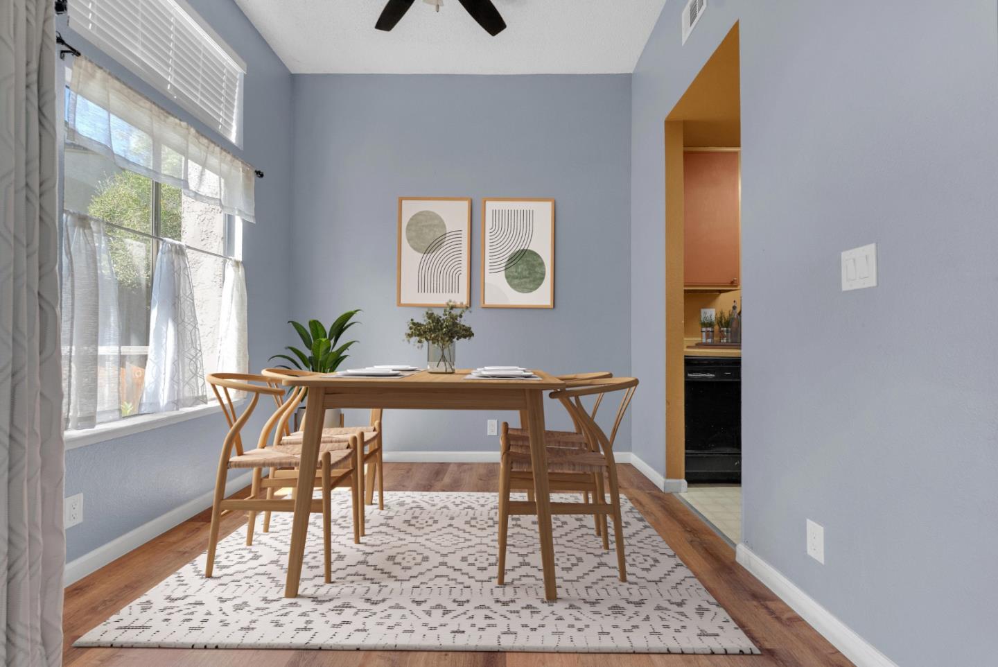 Detail Gallery Image 5 of 24 For 2265 Sun Glory Ln a,  San Jose,  CA 95124 - 2 Beds | 2 Baths