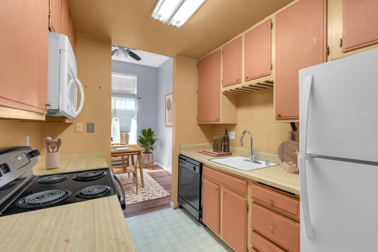 Detail Gallery Image 6 of 24 For 2265 Sun Glory Ln a,  San Jose,  CA 95124 - 2 Beds | 2 Baths