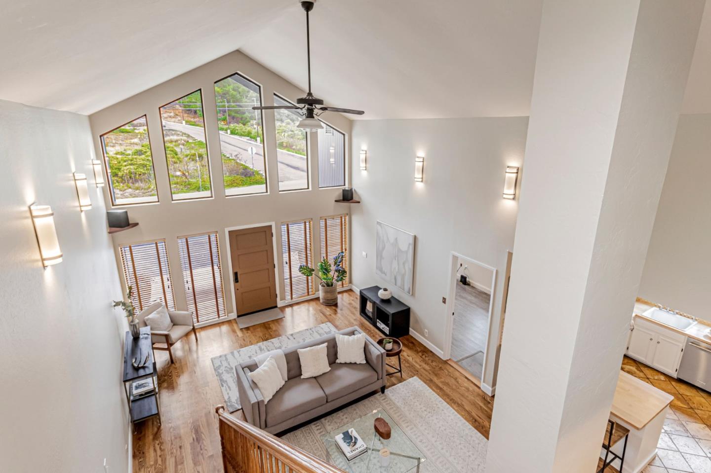 Detail Gallery Image 11 of 41 For 1030 Etheldore St, Moss Beach,  CA 94038 - 3 Beds | 2 Baths