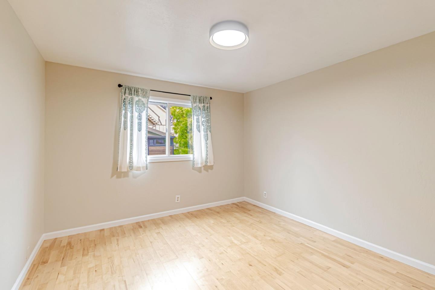 Detail Gallery Image 22 of 41 For 1030 Etheldore St, Moss Beach,  CA 94038 - 3 Beds | 2 Baths